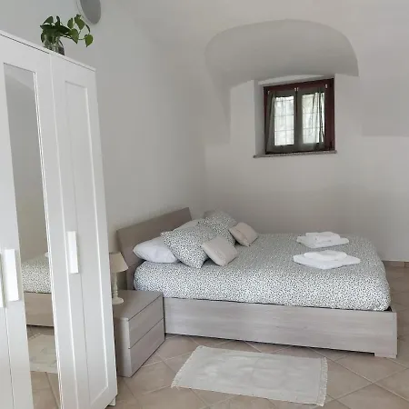 Dimora 5 Laghi -a Due Passi Dal Sirio 아파트 이브레아