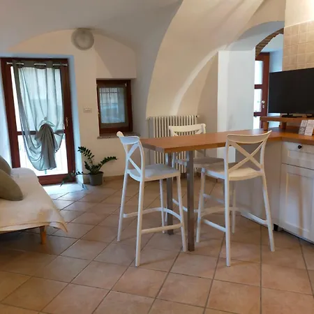 Apartamento Dimora 5 Laghi -a Due Passi Dal Sirio